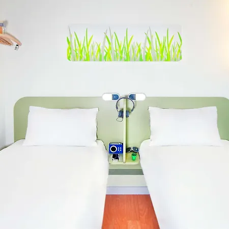 Ibis Budget Troyes Est 2* Saint-Parres-aux-Tertres