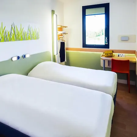 Hotel Ibis Budget Troyes Est Saint-Parres-aux-Tertres