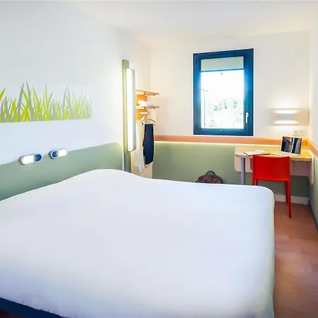 Hotel Ibis Budget Troyes Est Saint-Parres-aux-Tertres