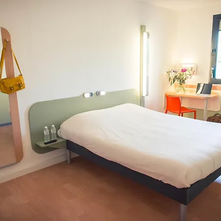 Ibis Budget Troyes Est 2* Saint-Parres-aux-Tertres